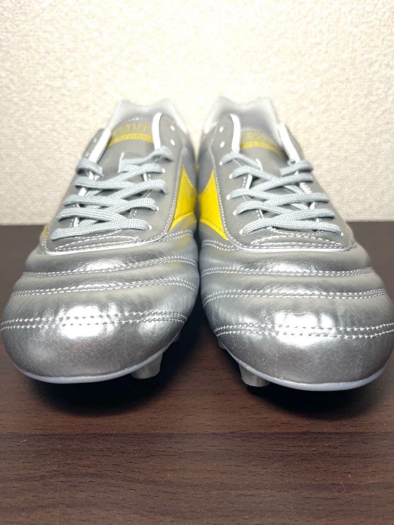 ★新品★ 海外限定 モレリア2クラブ 27cm