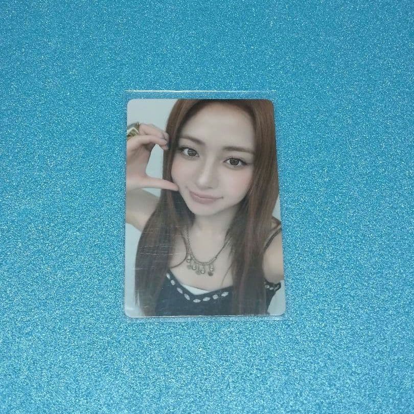 lesserafim HOT 台湾　台北　サイン会　ユンジン