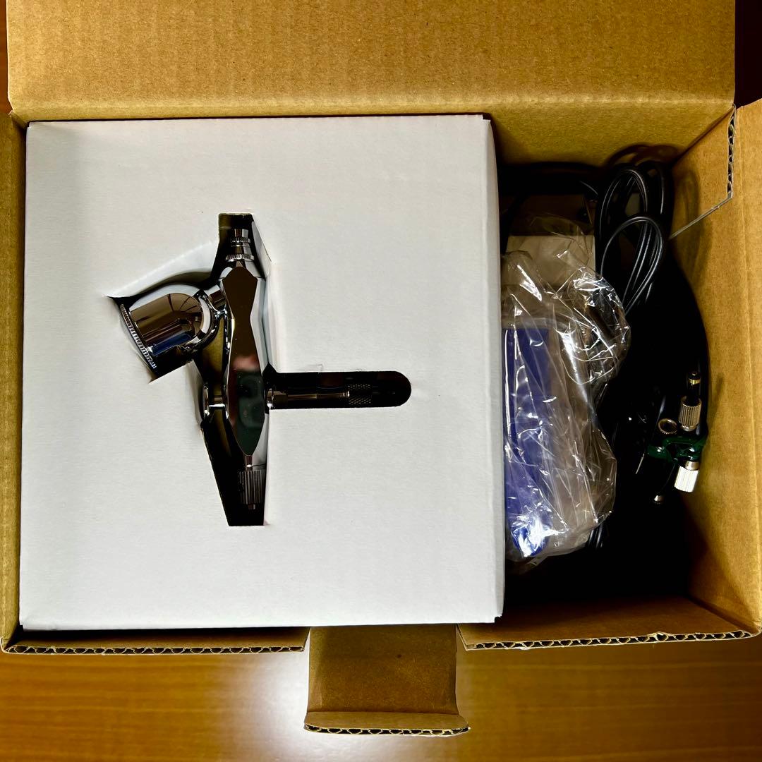 未使用　Mr.リニアコンプレッサー プチコン/エアブラシ・レギュレーターセット