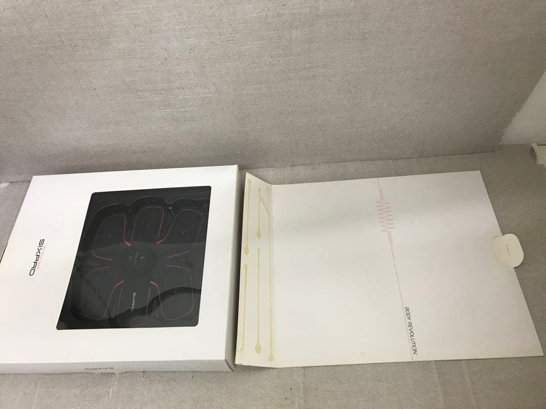 SIXPAD 2点まとめ売り 〈アブズフィット2、ボディフィット2〉