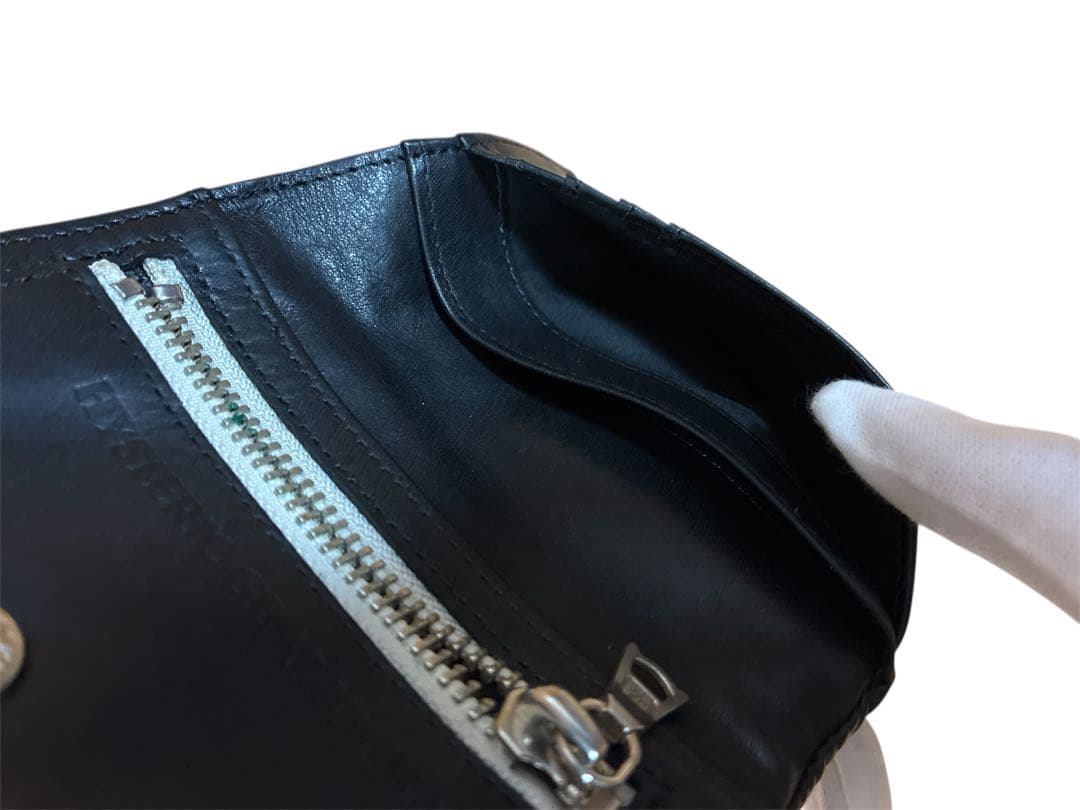 ヒステリックグラマーHysteric GLamour スタッズ付き黒二つ折り財布