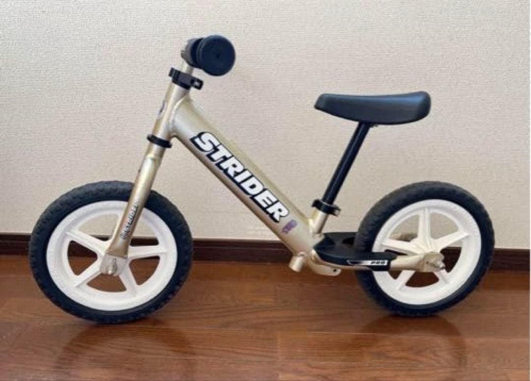 超軽量 ストライダー プロ シャンパンゴールド　10th限定モデル