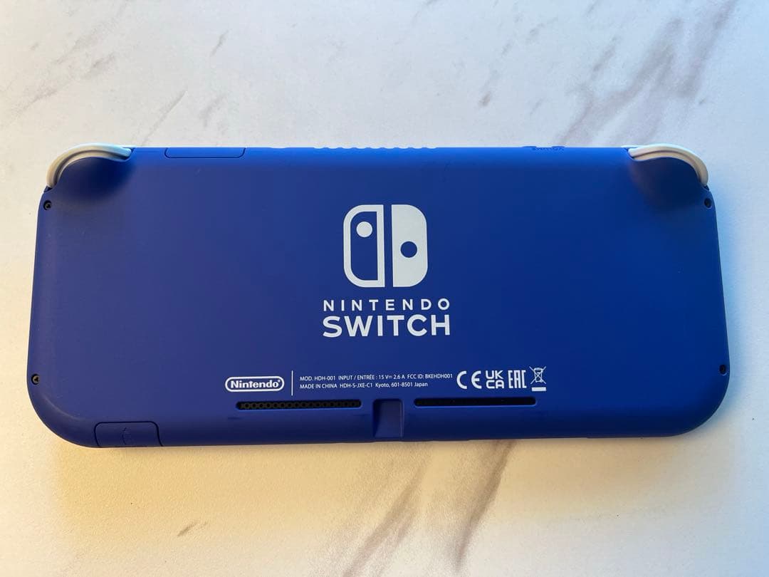Nintendo Switch Liteブルー本体
