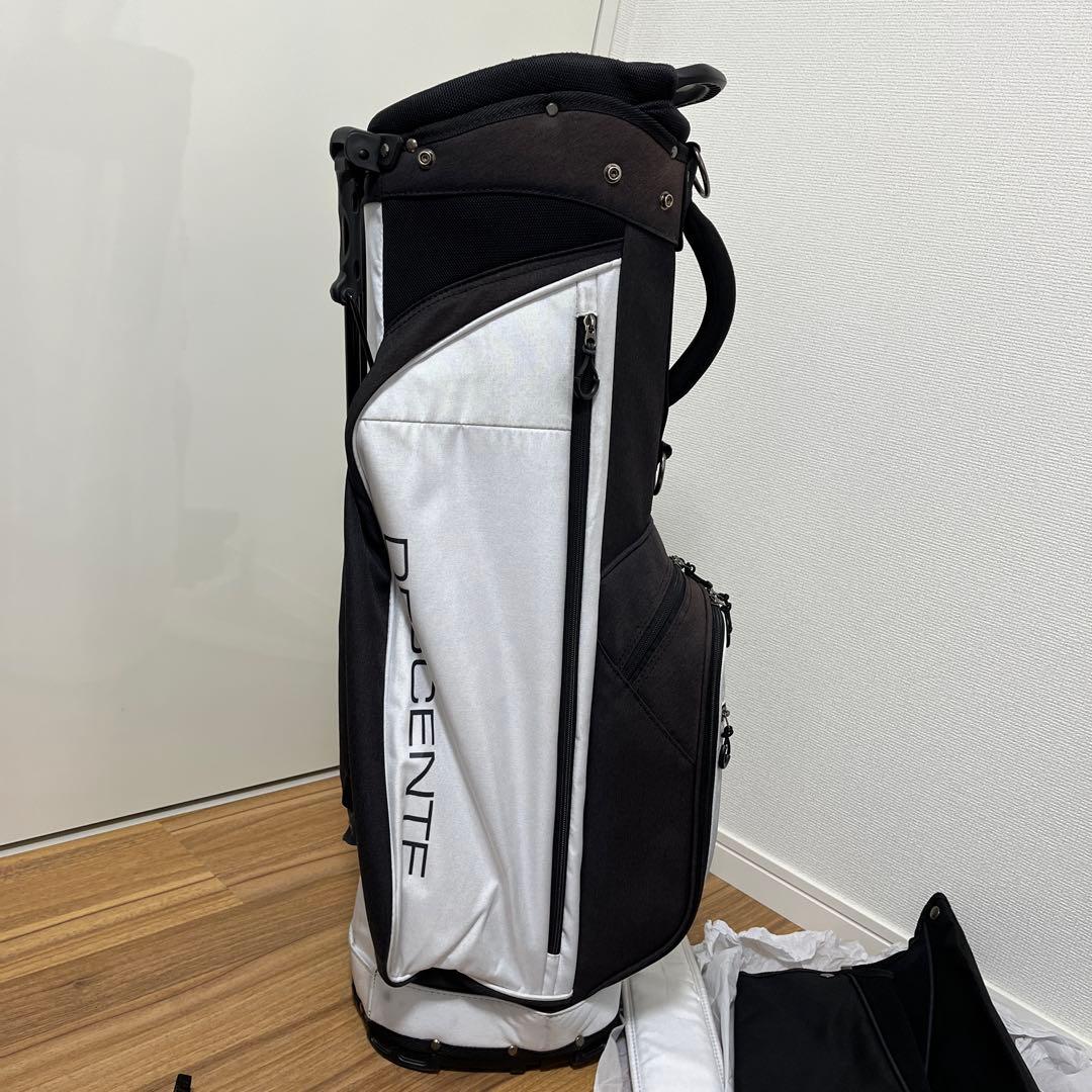 DESCENTE キャディバッグ DQBTJJ03 8.5型 白/黒　スタンド式