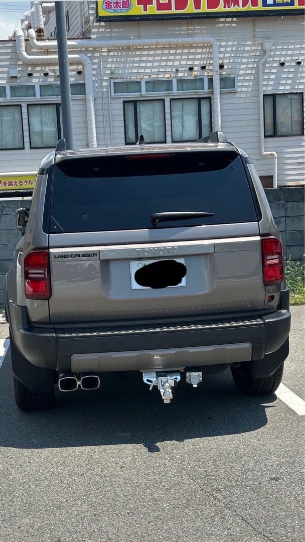 ランドクルーザー250 ガナドール　2本出し