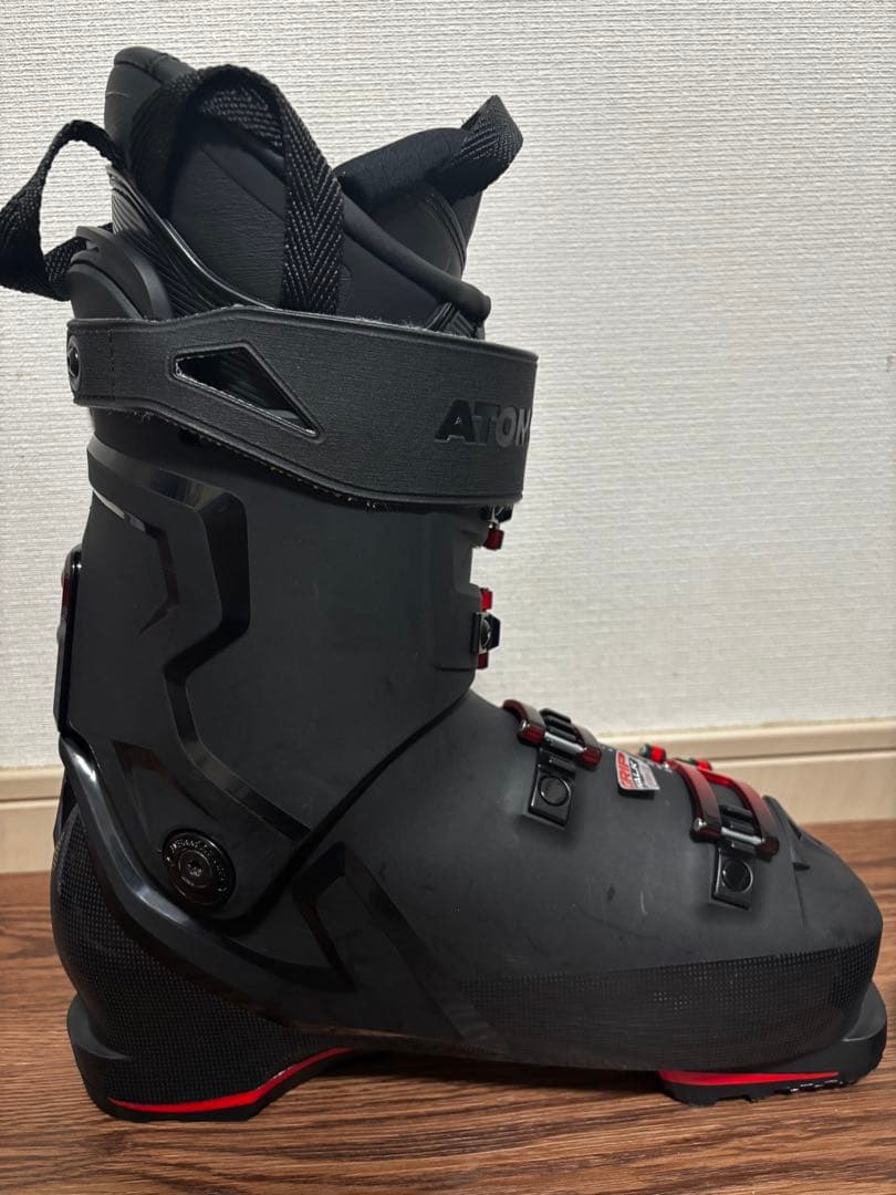ATOMIC アトミック スキーブーツ Black