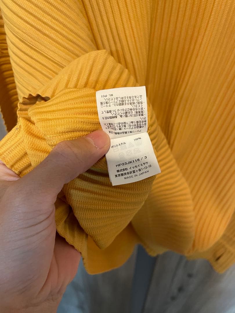 アームホールプリーツカットソー　サイズ3 黄色　オムプリッセイッセイミヤケ