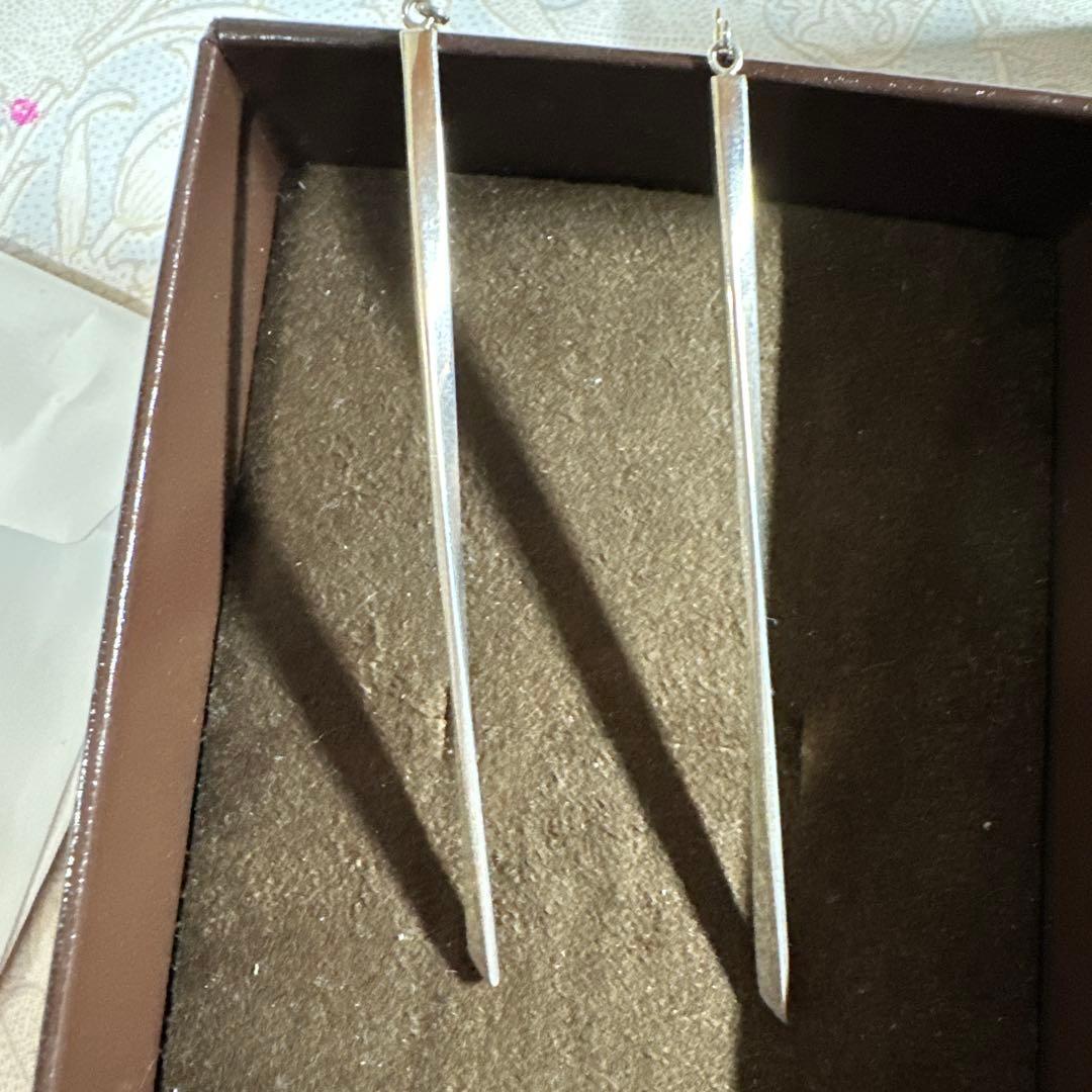 ａg e teアガットＫ10ひねりデザインシルバー、マットゴールドピアス