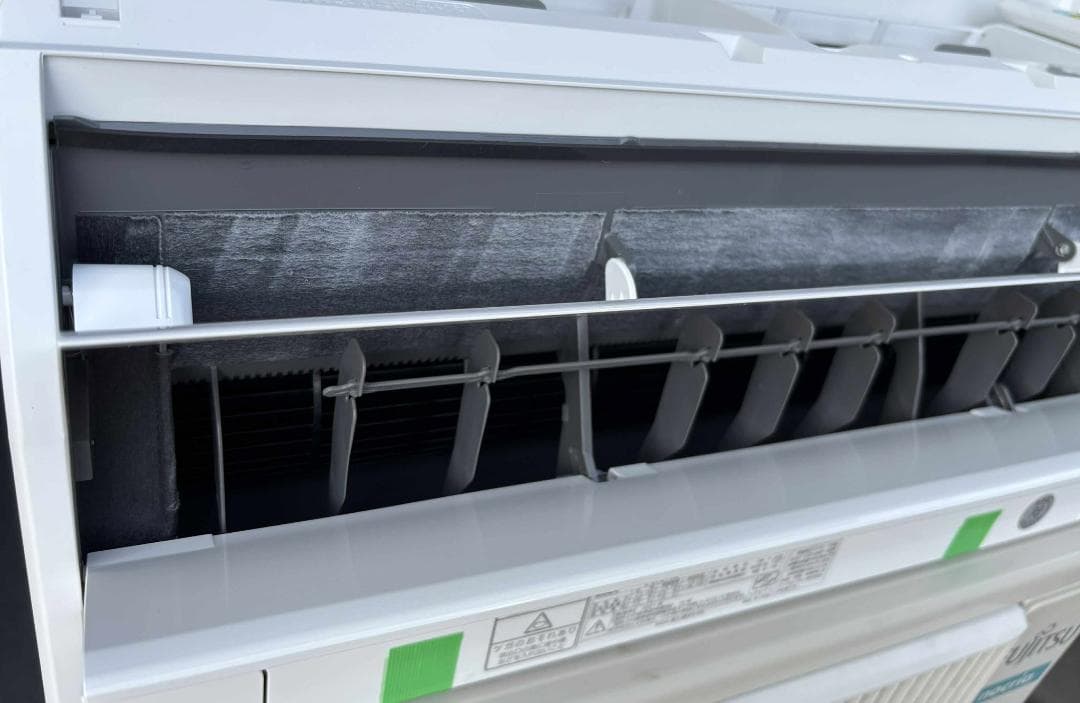 FUJITSU エアコン 2.2kW 6-8畳 2021年製 美品 送料込み❕