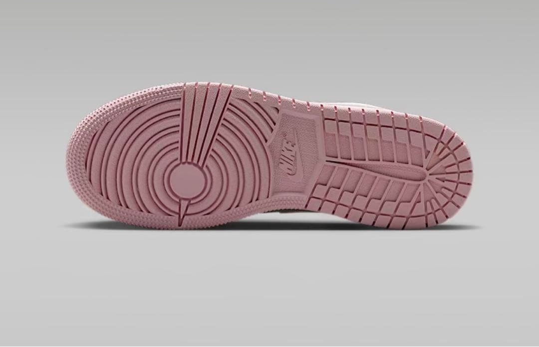 限定【新品】NIKE GS AIR JORDAN1 LOW　ホワイト　ピンク