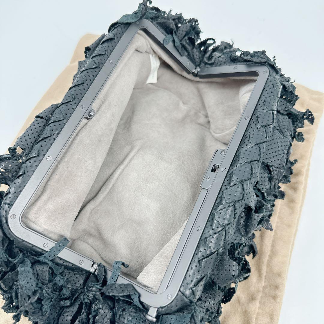 美品　使用感少　ボッテガヴェネタ　パンチング　イントレチャート　クラッチバッグ