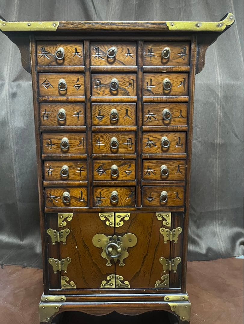送料込み　薬箪笥　アンティーク家具　李朝