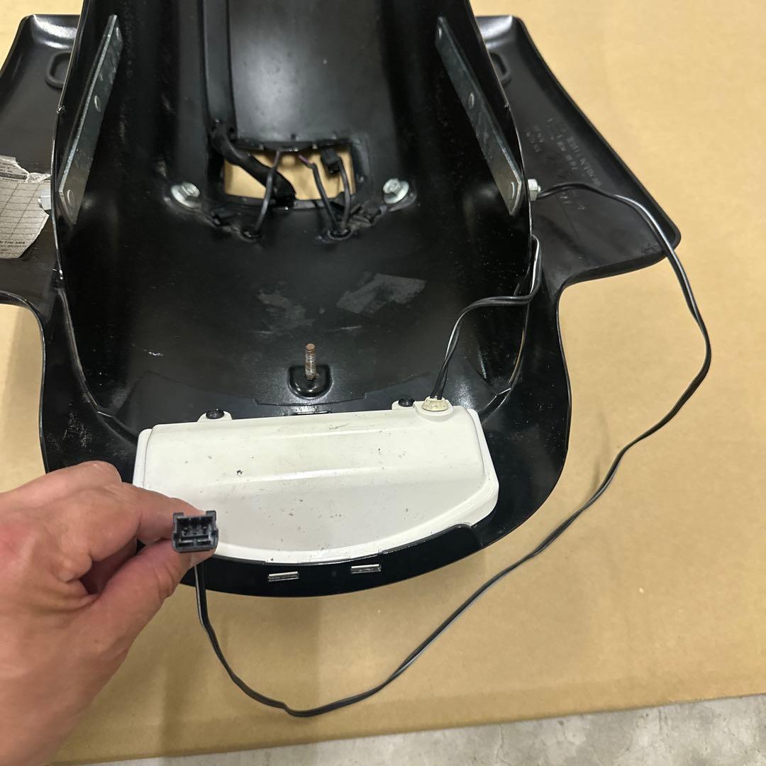 【ハーレー純正】FLHX2009年　リアフェンダー (塗装あり)