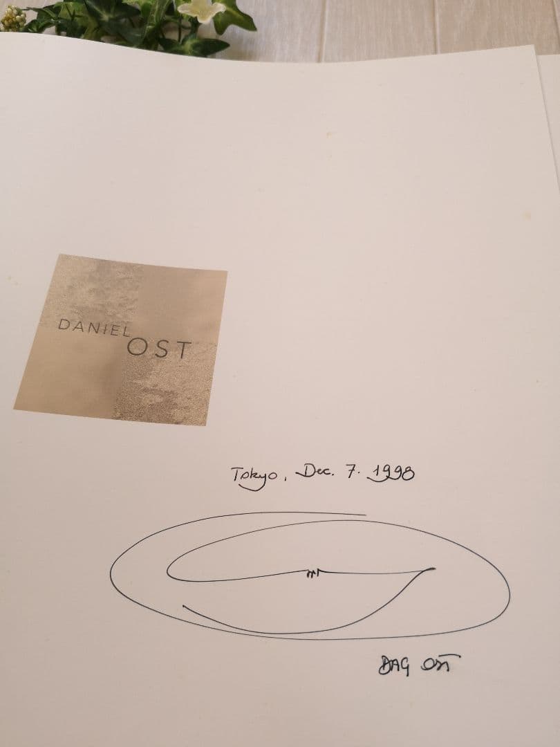 ★ ダニエル・オスト 「 LEAFING THROUGH FLOWERS 」★