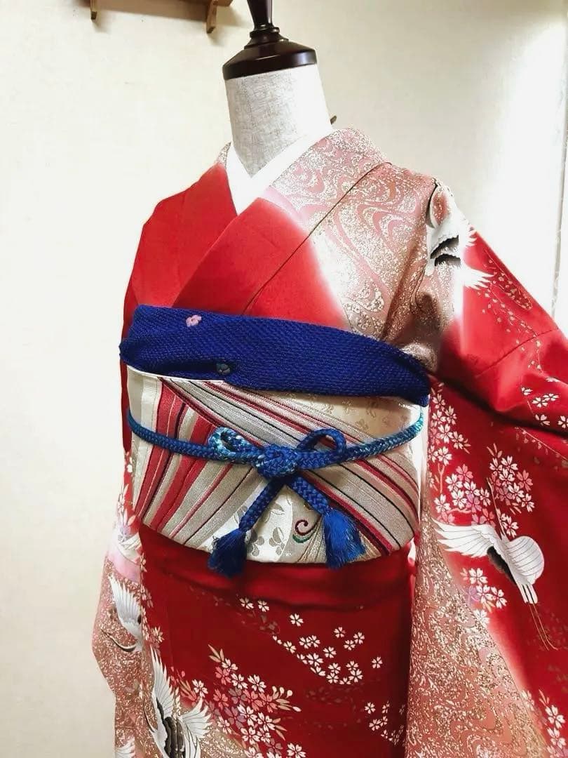 縁起の良い吉祥紋様、振袖フルセット 上品　ローズピンク　鶴　桜観世水　金コマ刺繍