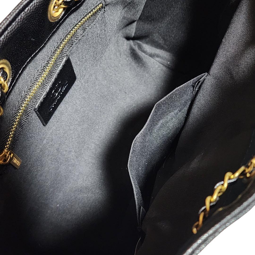 ノ*読様 CHANEL　トートバッグ　ショルダー　ゴールドチェーン　ノベルティ