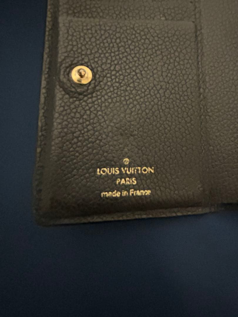 LOUIS VUITTON ブラック レザー 財布