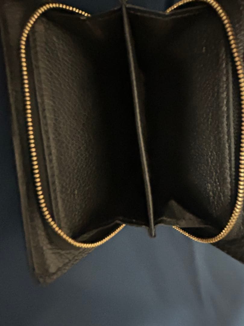 LOUIS VUITTON ブラック レザー 財布
