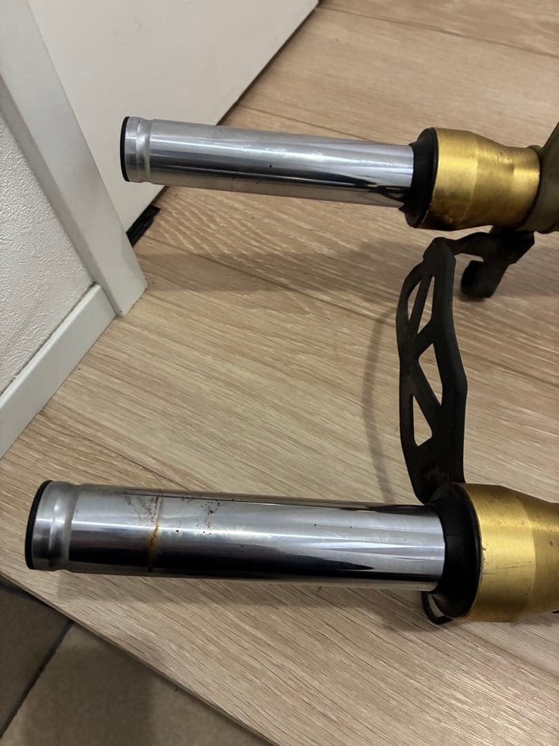 スズキ　ZZ フロントショック　中古　CA1PB SHOWA レア