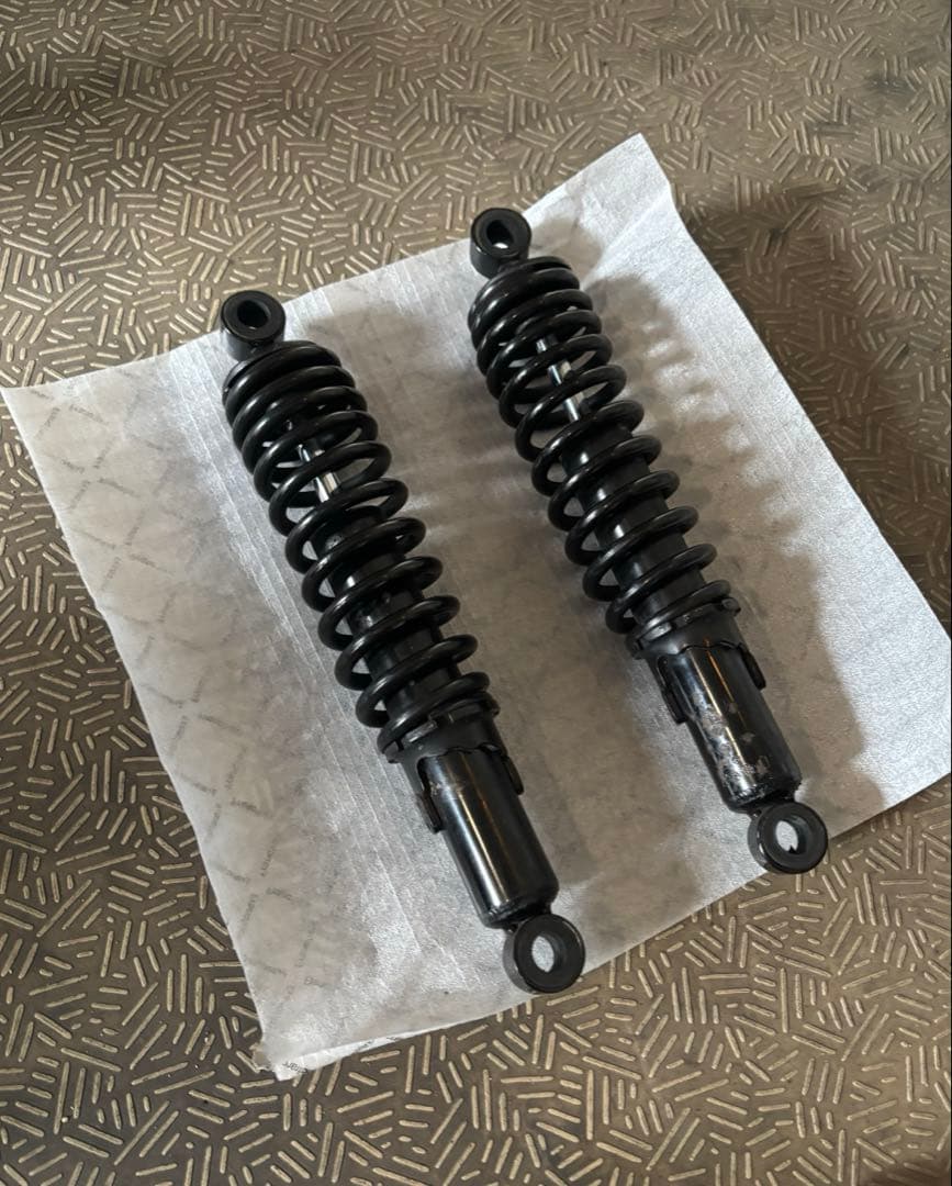 sr400 リアサス　カフェ　ローダウン　2% デイトナ　ボバー　チョッパー