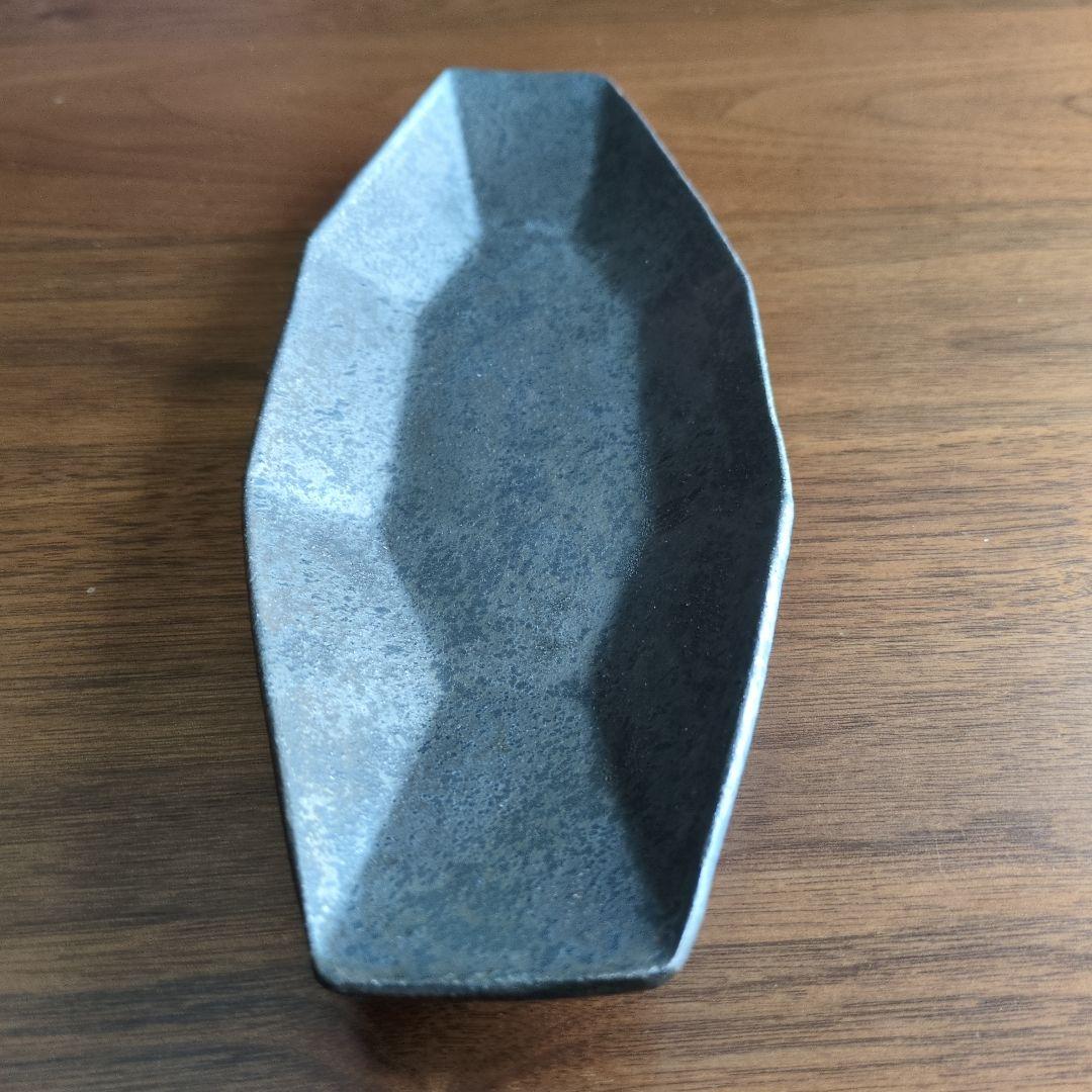 安福由美子さん　皿　中　2枚