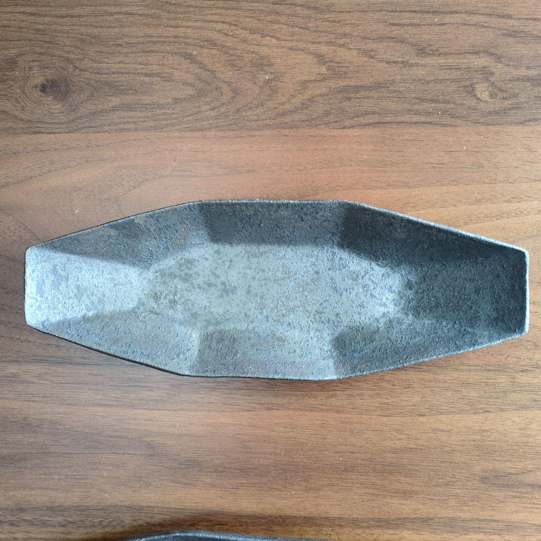 安福由美子さん　皿　中　2枚