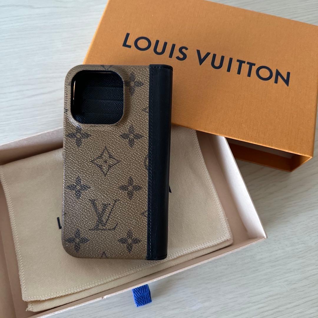 LOUIS VUITTON 手帳型iPhoneケース