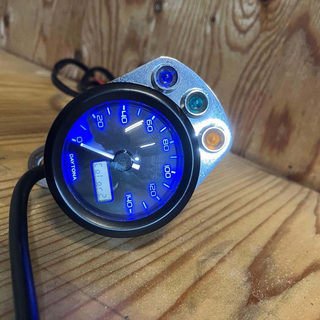 デジタルメーター デイトナ　ベローナ　48φ 電気式