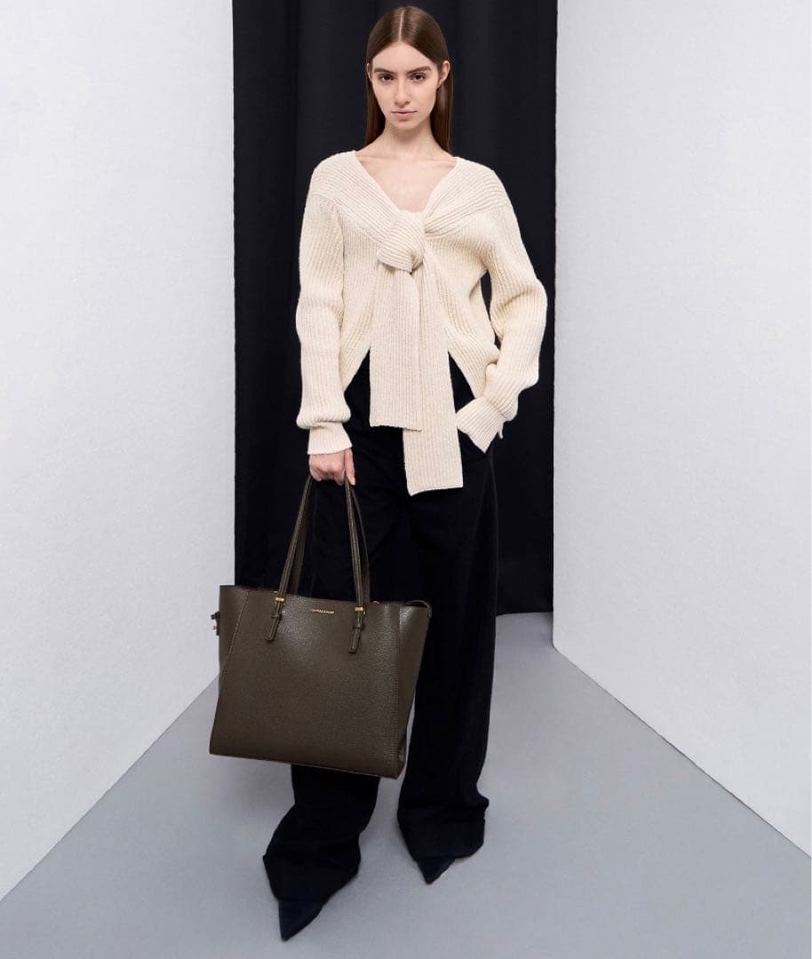 CHARLES & KEITH クラシックダブルハンドル トートバッグ　ブラウン