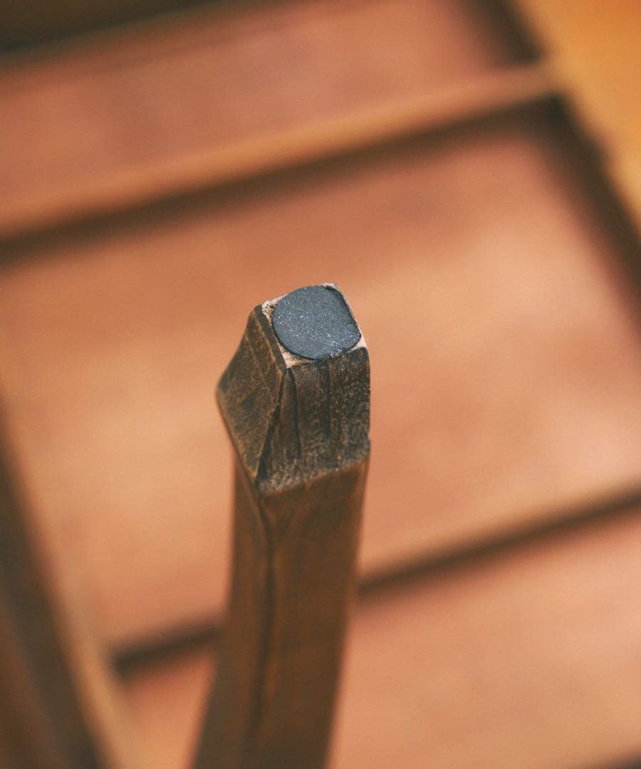 サリュ Baroque -makeup room-アンティークデスク