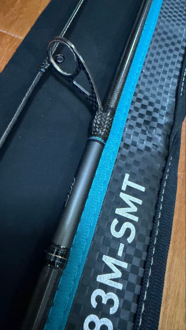 エメラルダス STOIST ST 83M-SMT エギングロッド