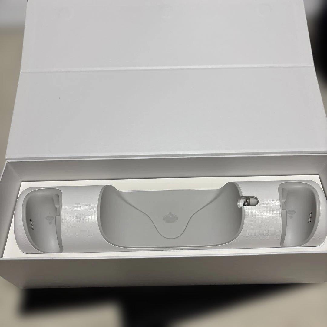  Quest 2 VRヘッドセット　128GB 充電ドックセット