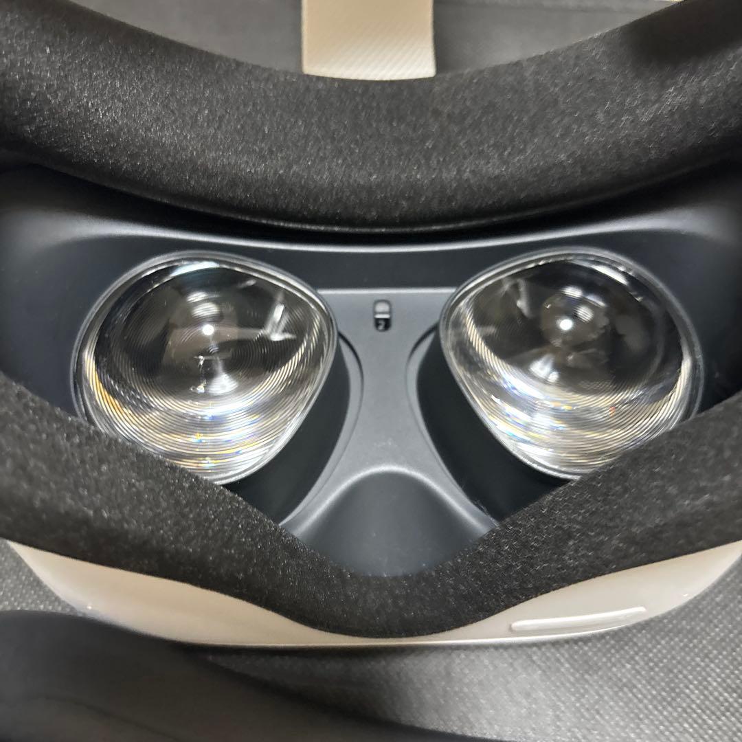  Quest 2 VRヘッドセット　128GB 充電ドックセット