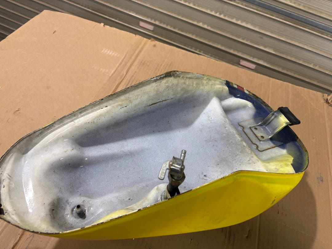 ORE イエロー 燃料タンク