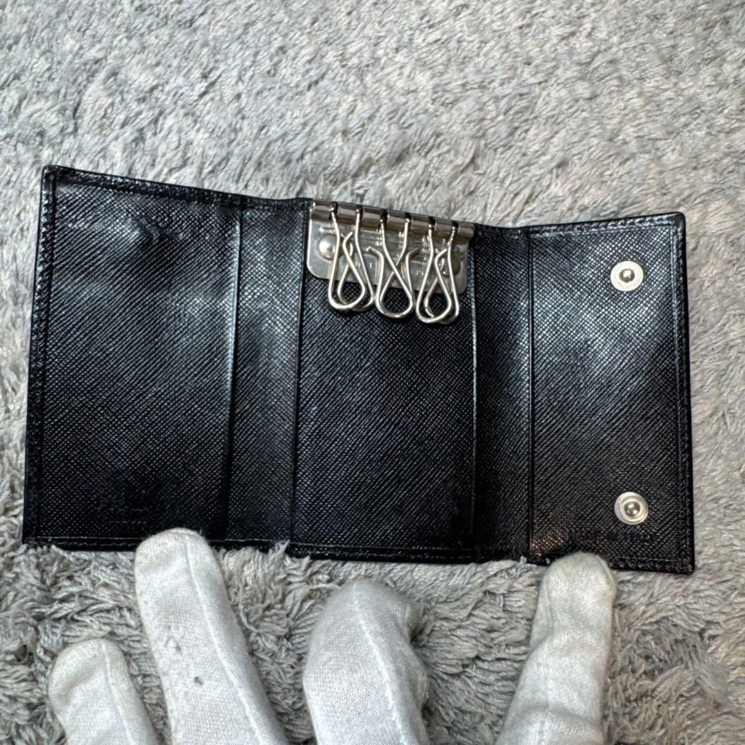 PRADA プラダ キーケース サフィアーノ ブラック ユニセックス