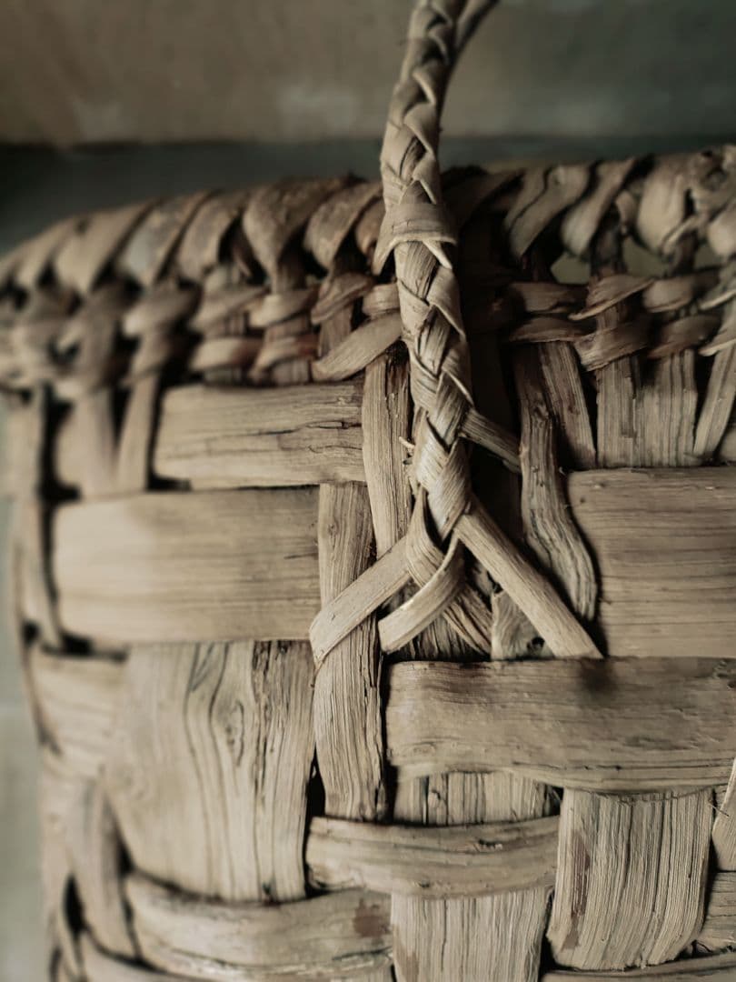 ワ*い様 信州安曇野の山葡萄かごバック。里山手仕事。