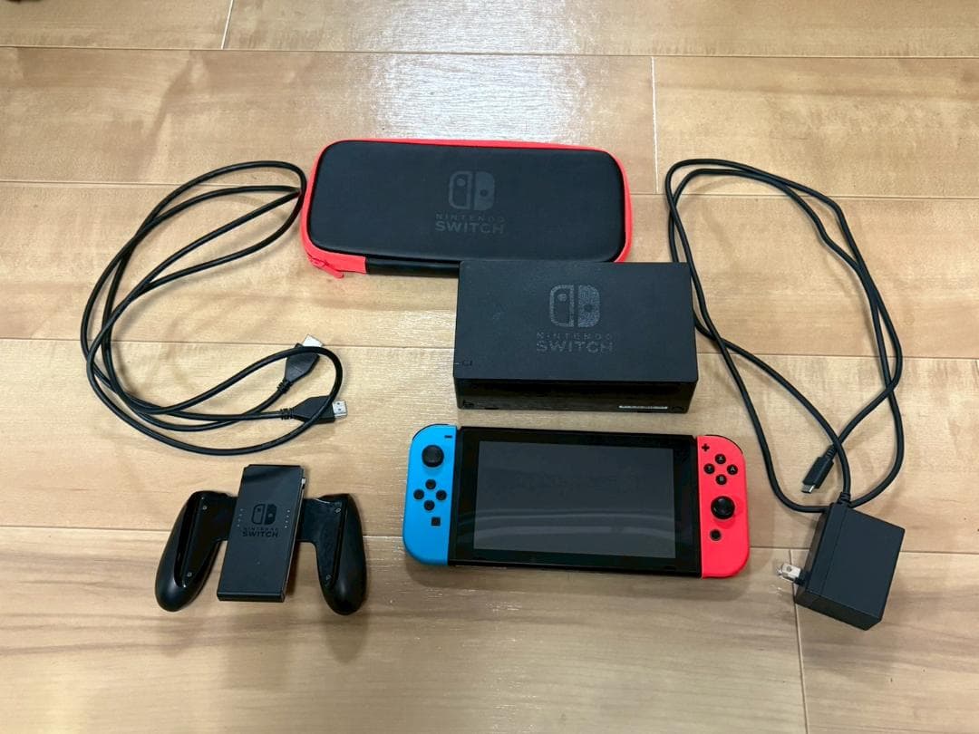 Nintendo Switch 赤/青 本体 + ドック + ケース