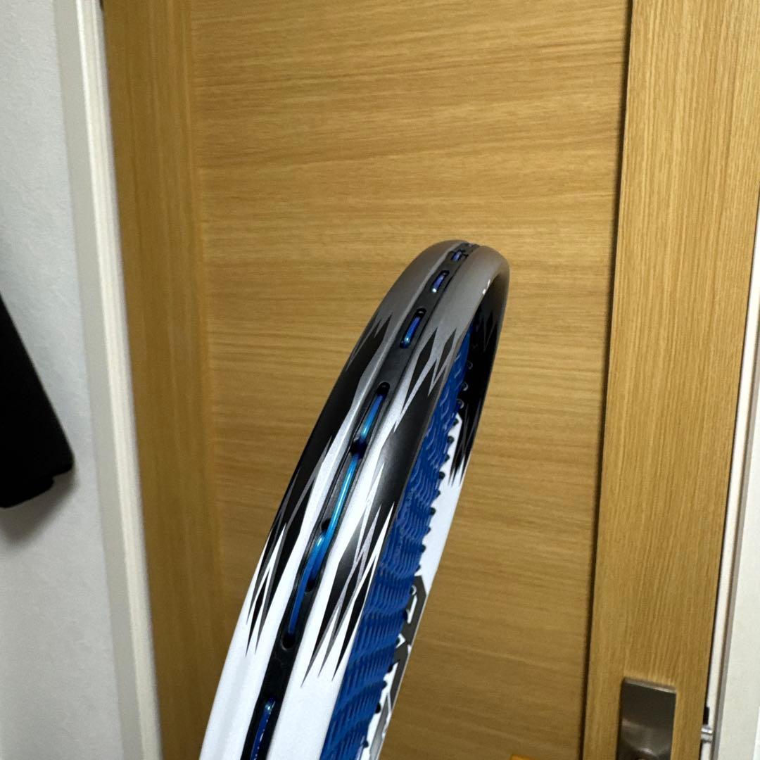 (値下げ交渉可能)YONEX エフレーザー9sテニスラケット ホワイト/シルバー