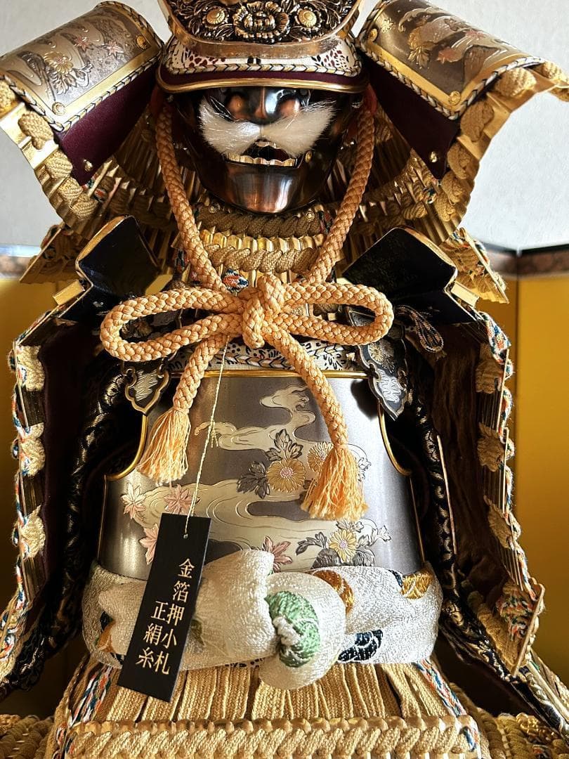 鈴木利光　大鎧飾　五月人形　鎧兜　正絹　金箔　台座付き　久月　伝統工芸品