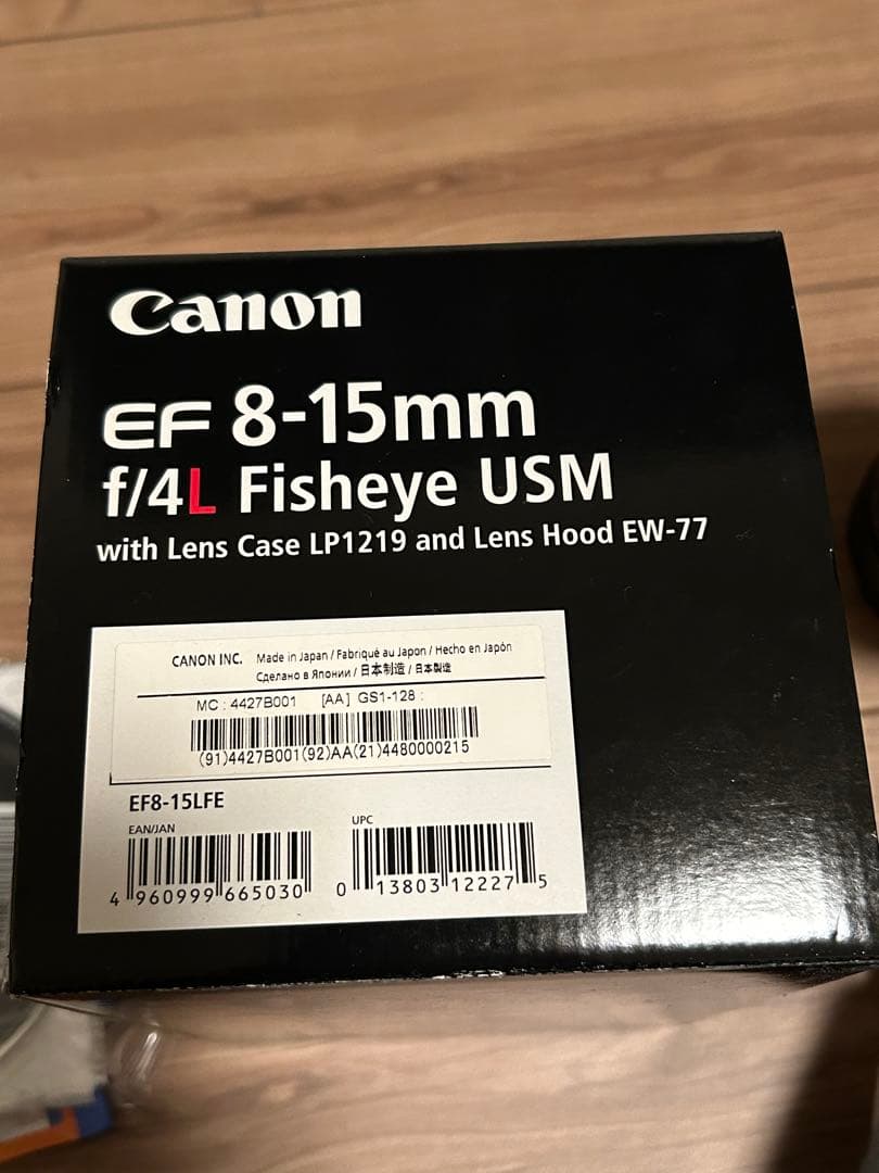 Canon EF 8-15mm f/4L USM フィッシュアイレンズ