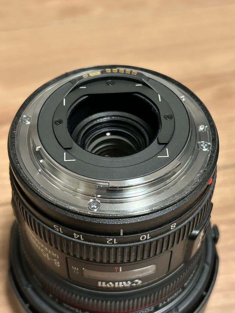 Canon EF 8-15mm f/4L USM フィッシュアイレンズ