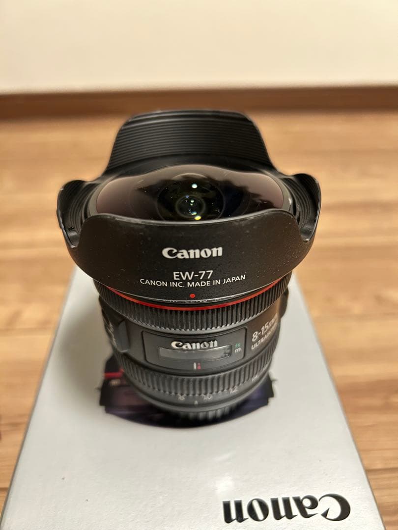 Canon EF 8-15mm f/4L USM フィッシュアイレンズ