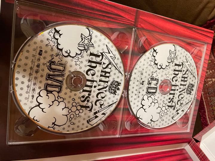 THE FIRST [初回生産限定SPECIAL BOX]