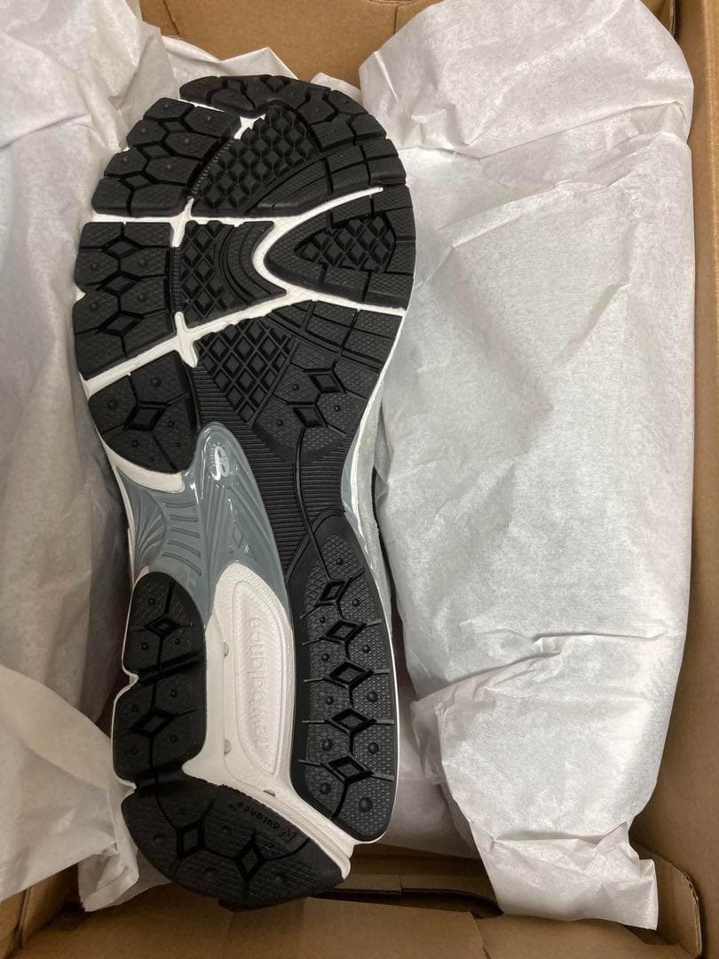 【新品未使用】ニューバランス　M2002RST　23.5cm