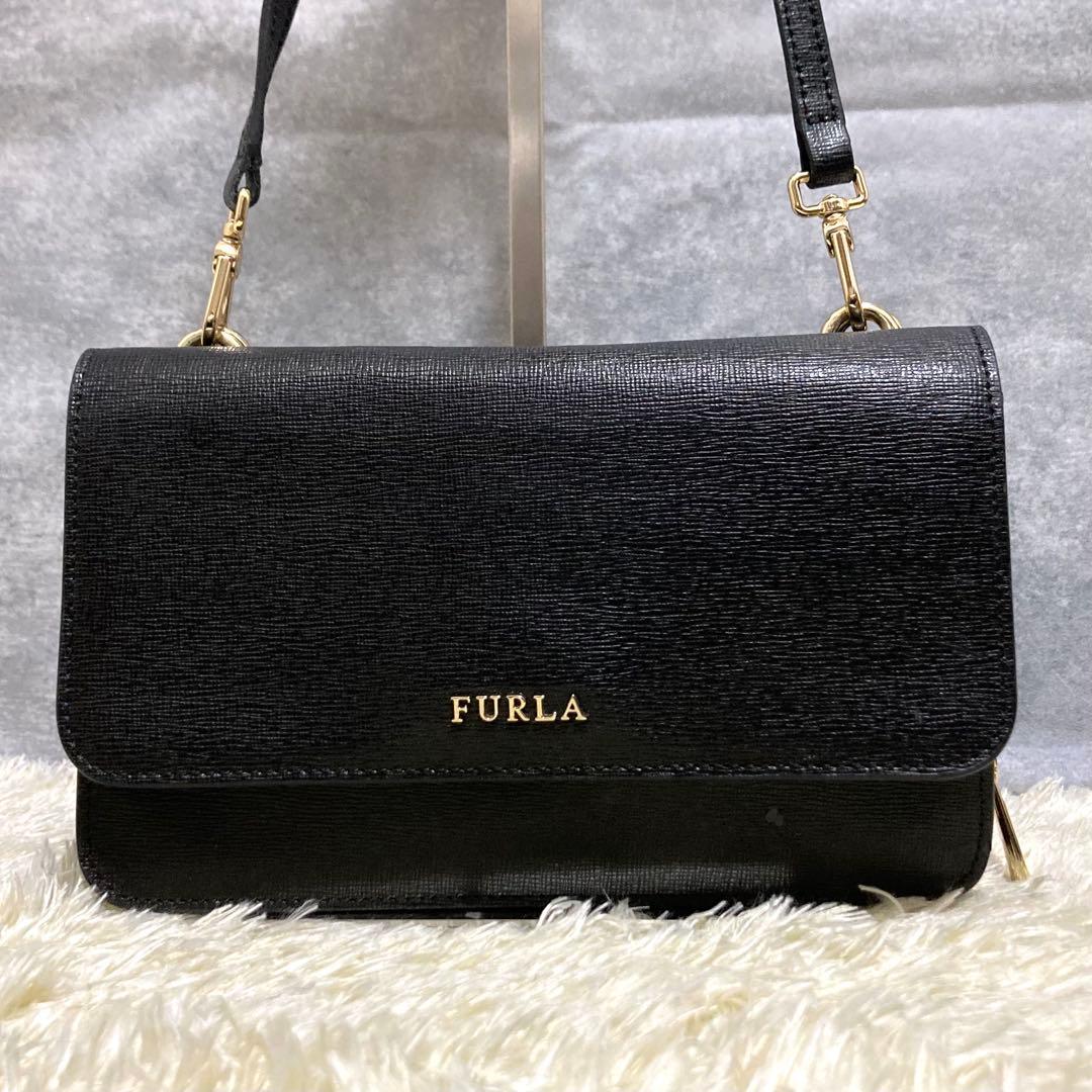 【極美品】フルラ ウォレットショルダーバッグ レザー ブラック リーヴァ