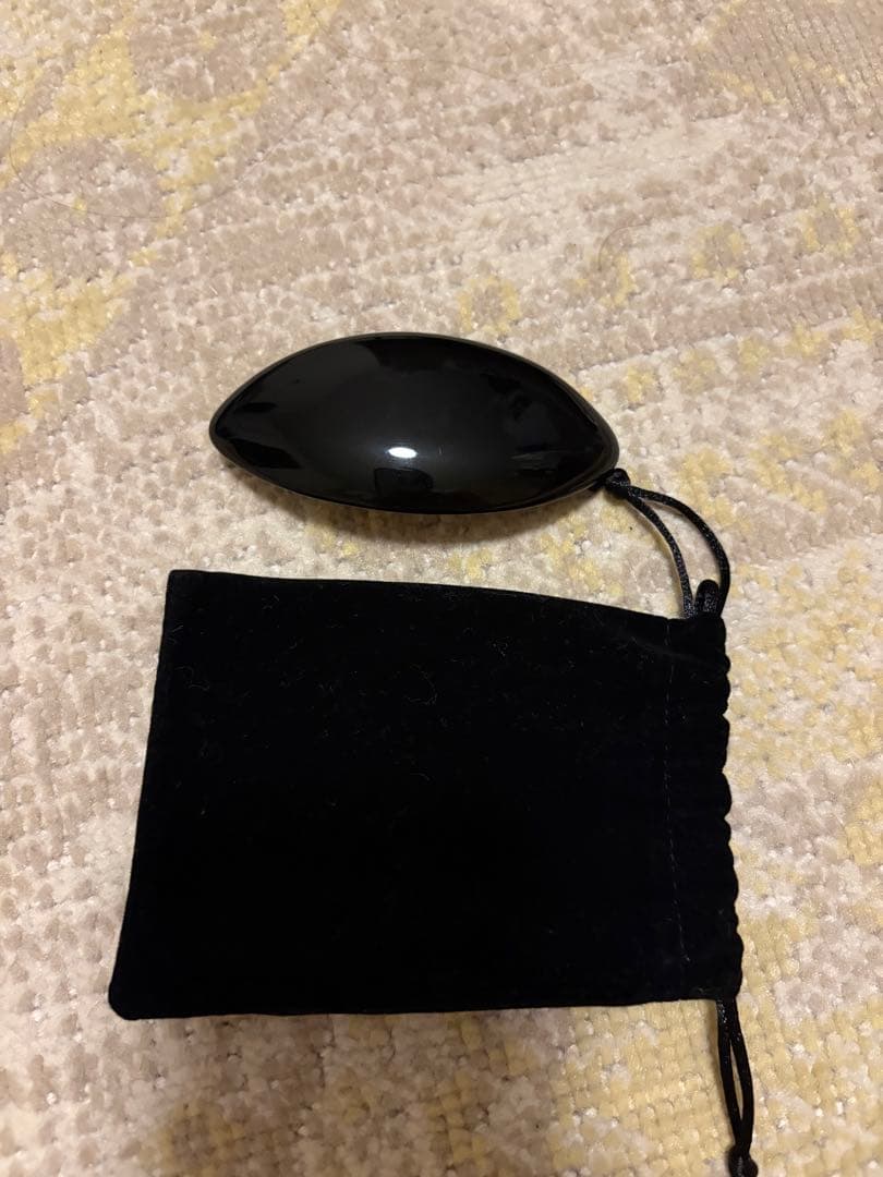 LETICIA バレッタ　NOIR01