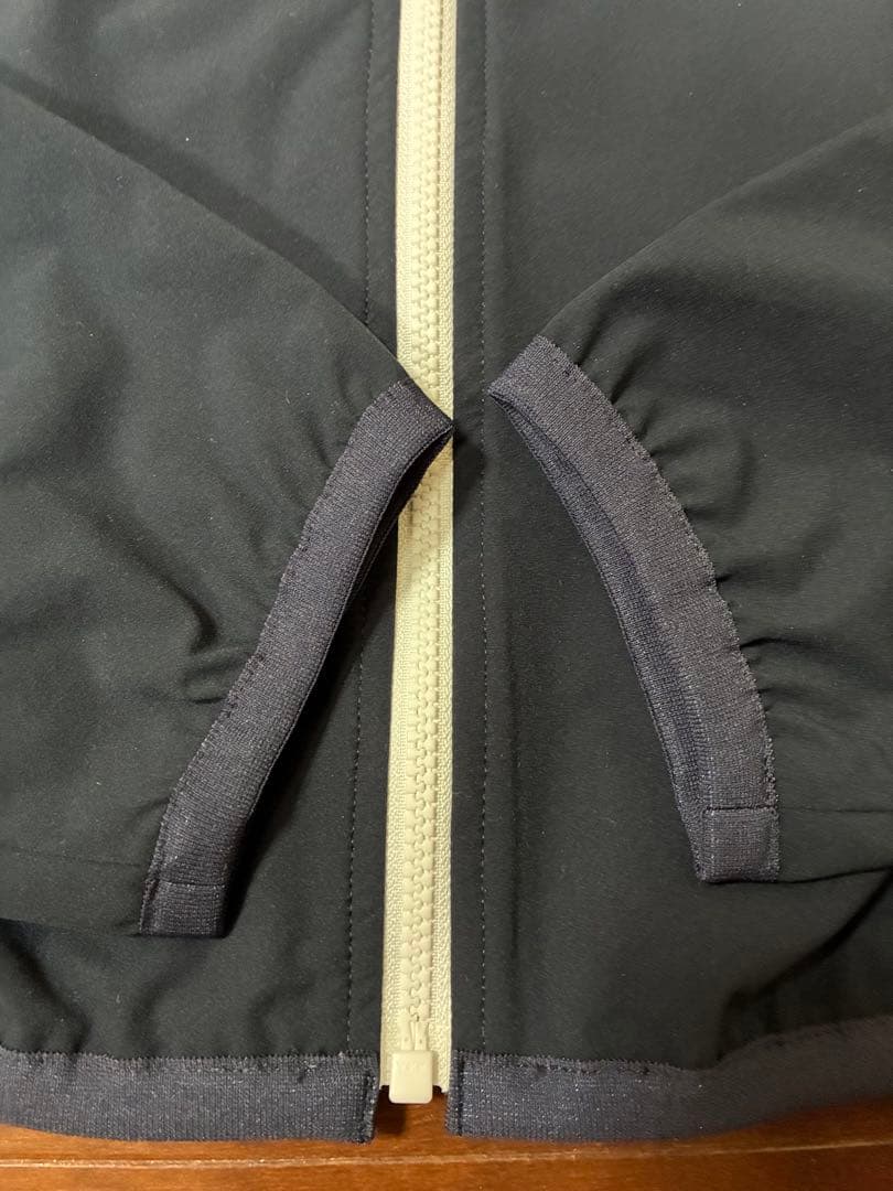 2025春夏完売日トミーヒルフィガーゴルフウェア未使用品ウィンドジャケット日本製