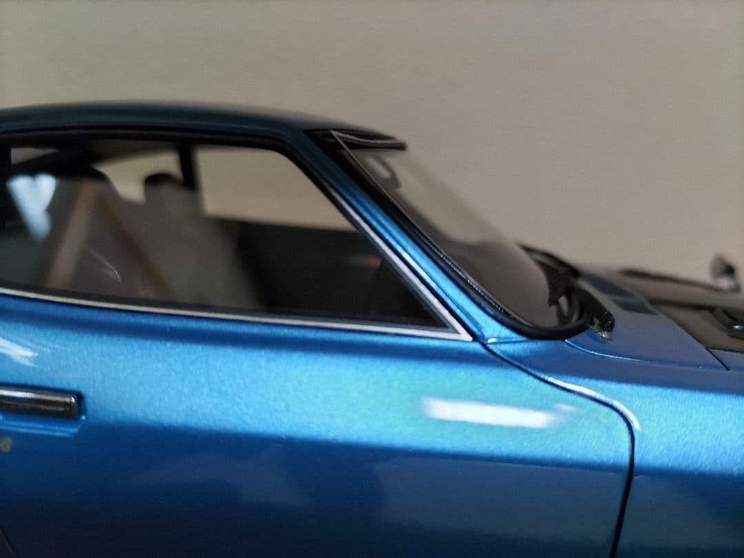 PYOMARO　イグニッションモデル　1/18 FairladyZ