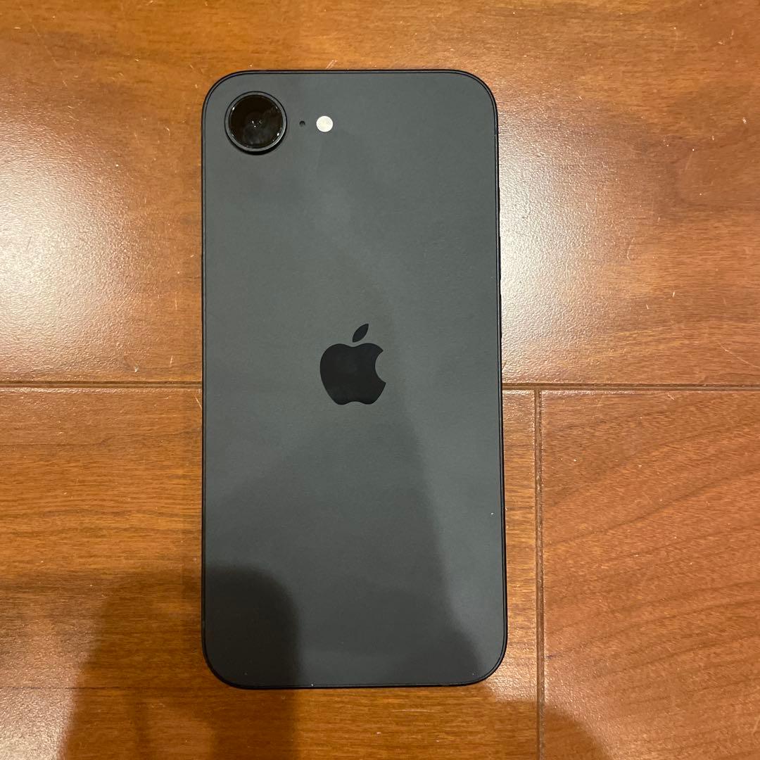 iPhone16e 256gb 未使用級