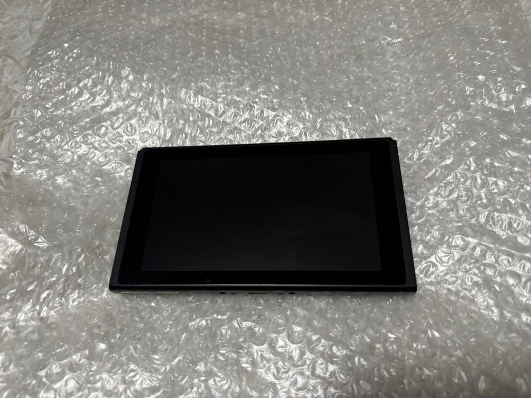 【タバコ臭い】Nintendo Switch 本体 HAC-001 ブラック